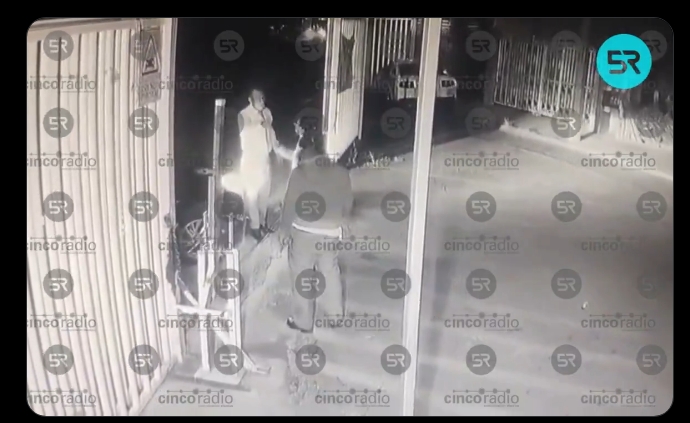 Indignación en redes por video de enfrentamiento entre taxista y vigilante en San José Momoxpan