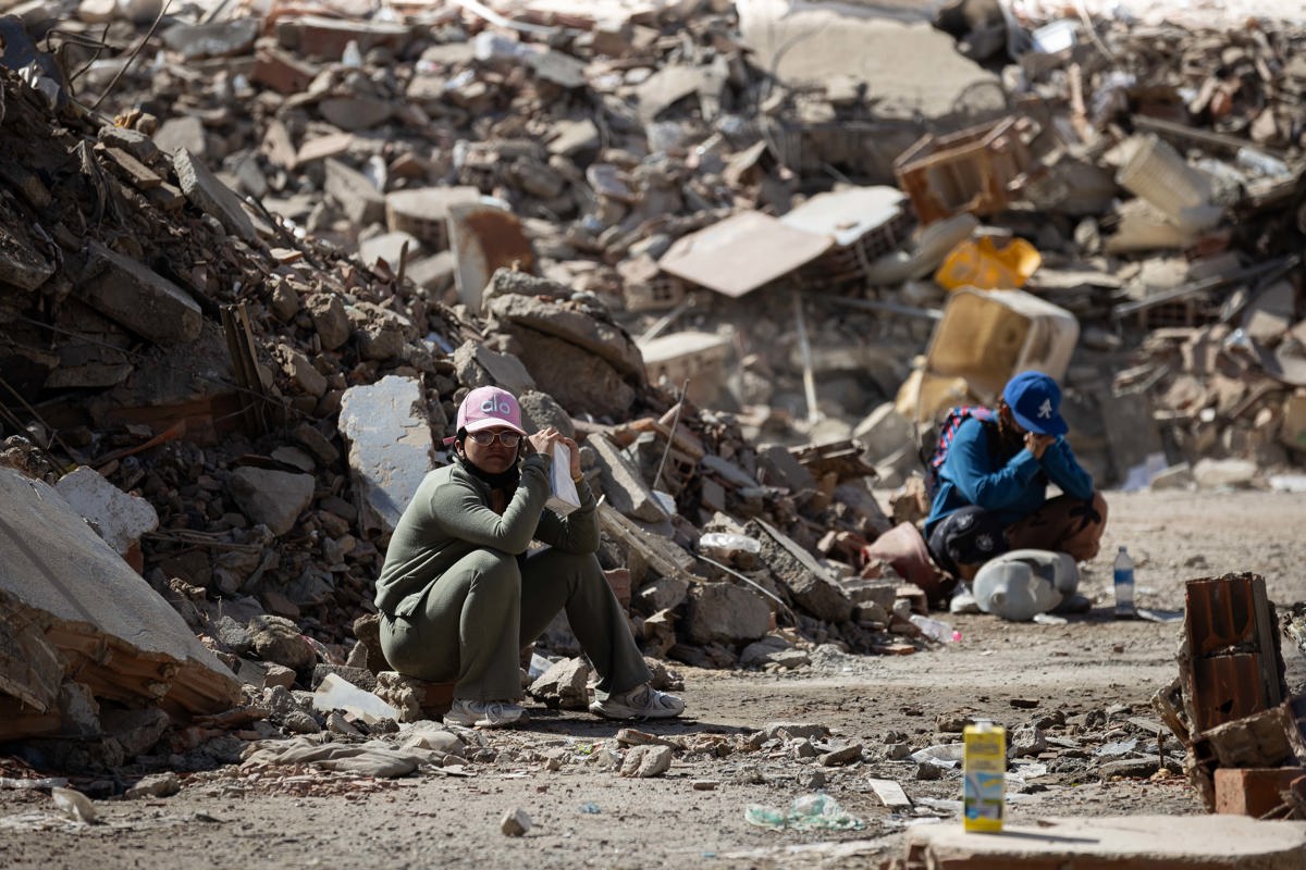 Venezuela Faces Rising Toll After Double Earthquake: Over 1,700 Dead and 5,000 Injured