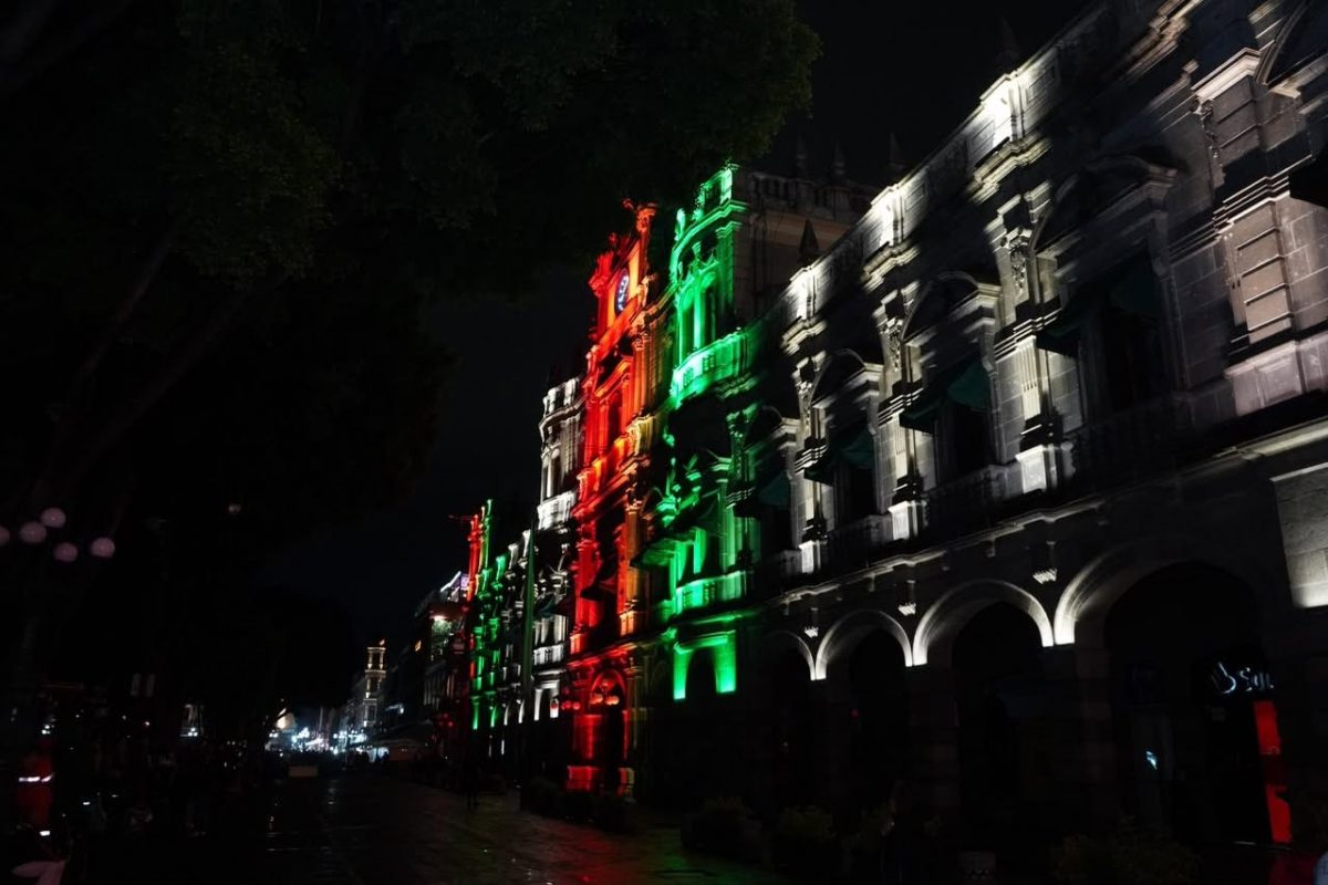 Puebla’s Municipal Palace Shines with New Architectural Lighting System
