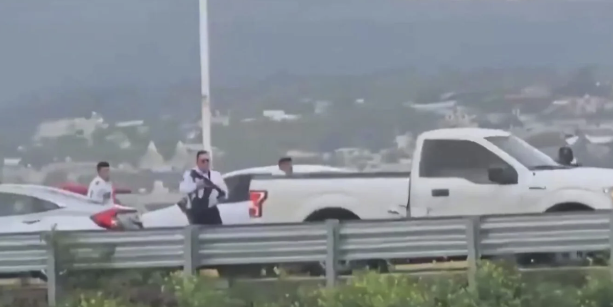 Shootout and Wrong-Way Chase on Mexico-Pachuca Highway Raises Safety Concerns
