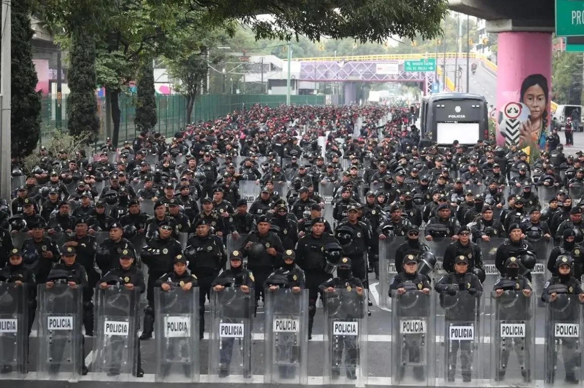 CNTE march halted by police blockade near Estadio Azteca on June 11, 2026