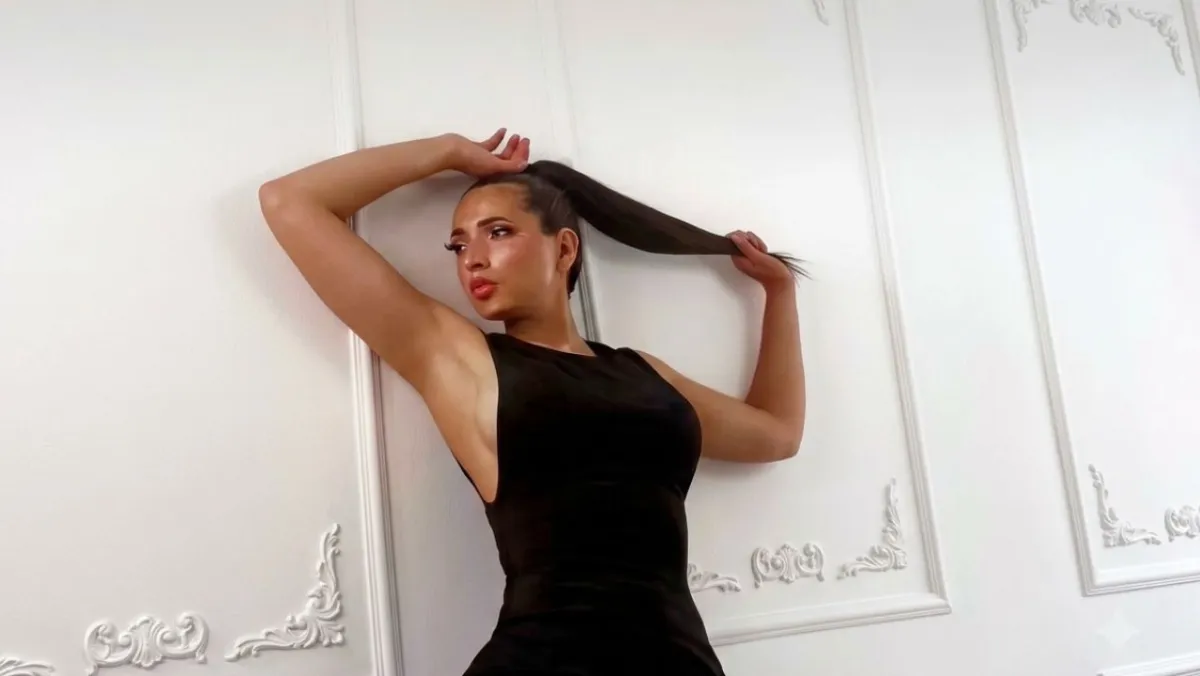 Model Natalia Villalba Found Dead Inside a Suitcase in Bogotá Apartment