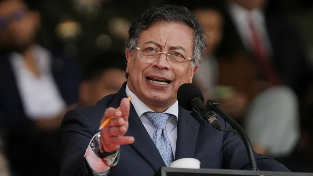 Colombian Congress Suspends President Gustavo Petro Amid Election Investigation