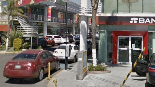 Armed Robbery Nets Over 700,000 Pesos from Puebla Business Owner After Bank Withdrawal