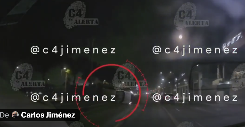 Driver Crashes While Fleeing Alcohol Checkpoint in Mexico City