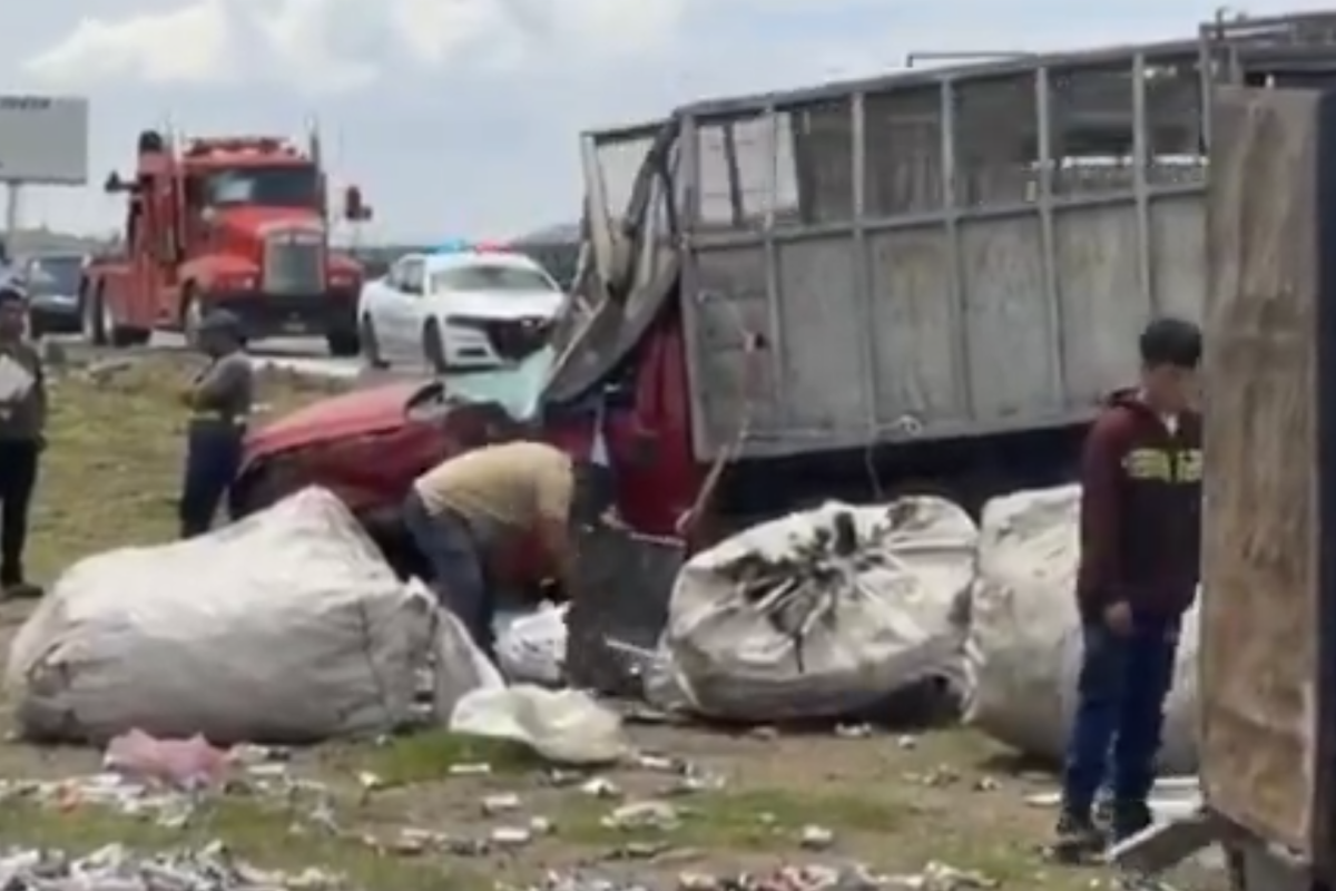 Tragedy on Puebla-Orizaba Highway: One Dead and Two Injured in Amozoc Crash