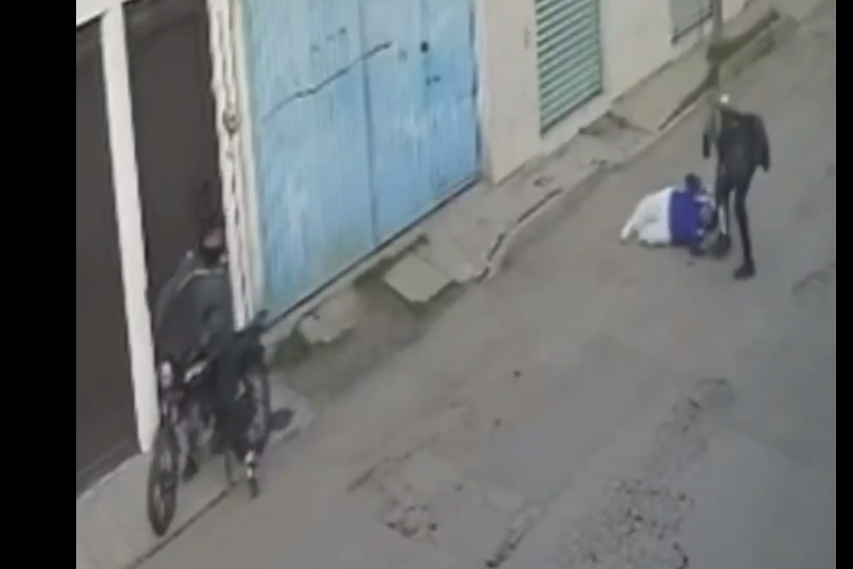 Violent robbery caught on camera near RUTA stop in San Ramón, Puebla