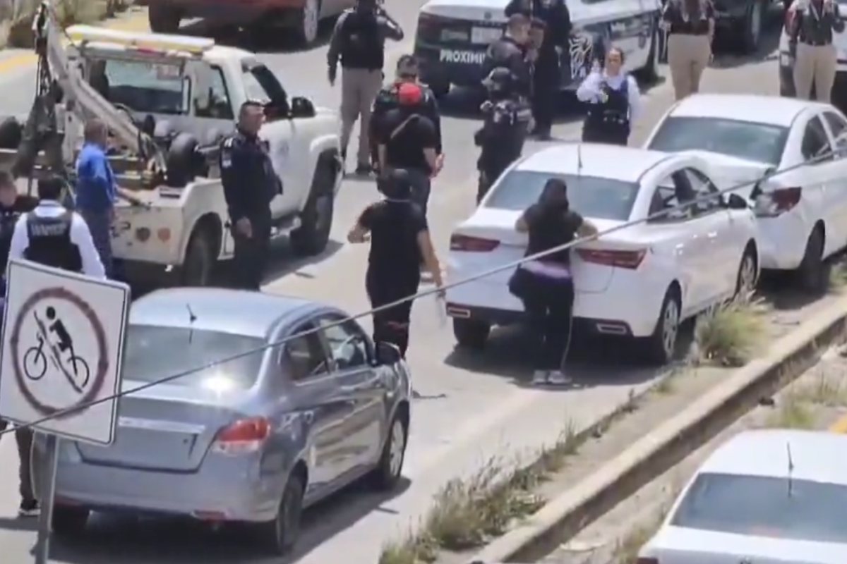 Police Chase on Periférico Ecológico Ends with Four Arrests in Puebla