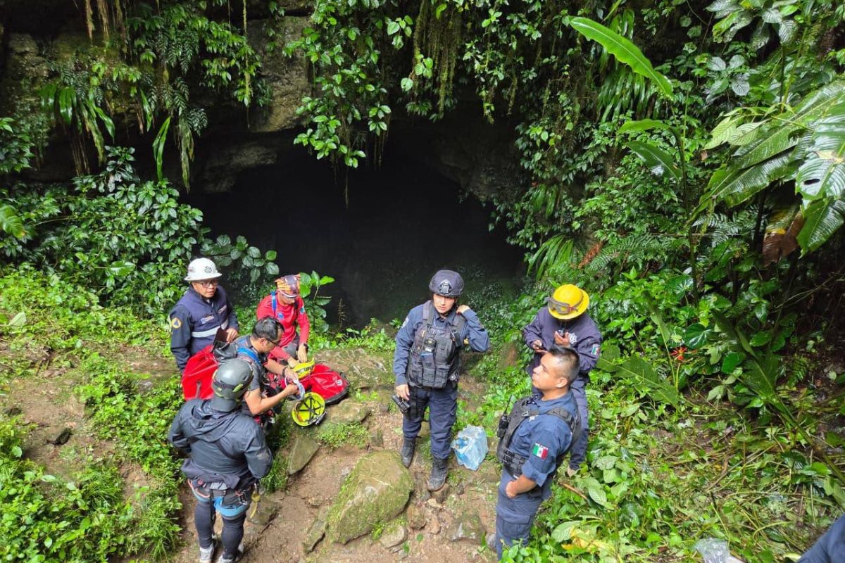 Search for Missing People in Cuetzalan’s Caves Pauses, Set to Resume Early Friday Morning