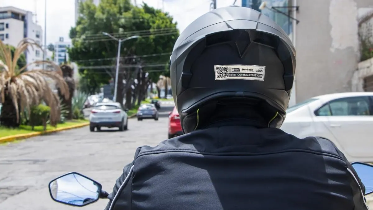 Puebla’s Helmet Law Faces Setback as Hologram Distribution Halts on First Day