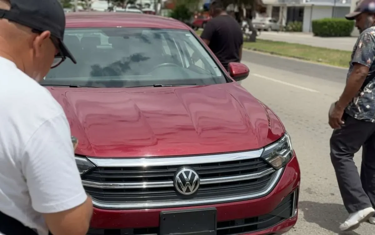 Oaxaca’s Governor Admits Using Seized Stolen Cars for Public Officials Amid Controversy