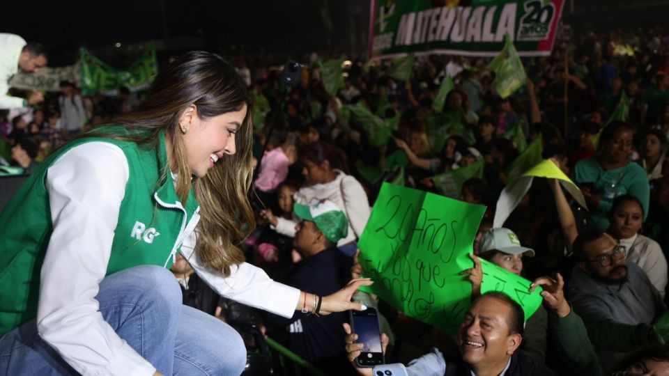 San Luis Potosí’s Governor Unveils His Wife as Potential Successor for 2027 Elections