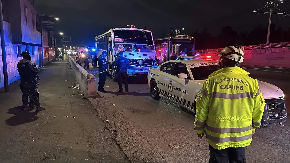 Passenger Killed in Armed Robbery on Mexico-Puebla Bus: What This Means for Public Safety