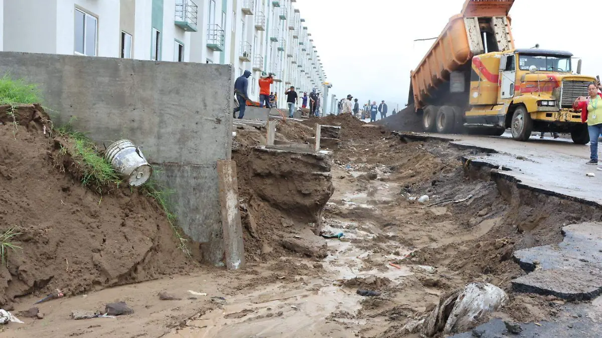 Landslide Hits Veracruz’s Viviendas del Bienestar Amid Heavy Rains: What You Need to Know