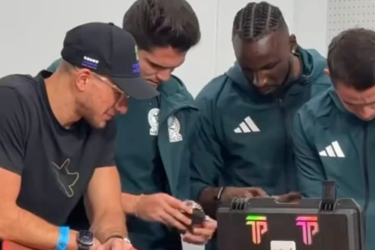 Youtuber Steve Will Do It Gifts Rolex Watches to Mexican National Soccer Team